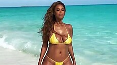 Supermodelka Tyra Banksová p�i focení pro zna�ku Victoria ́s Secret