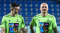 Ústí nastoupilo proti Krom��í�i v dresech s kampaní za roz�í�ení 2. fotbalové...