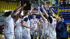 Nymbur�tí basketbalisté slaví triumf v �eském poháru.