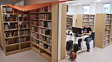 V kate�inské pobo�ce Knihovny Petra Bezru�e panuje �ilý ruch. Po masivním...