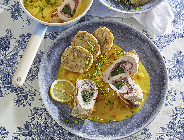 Krůtí rolky a la svíčková: Odlehčená česká klasika, kterou si zamiluje celá rodina