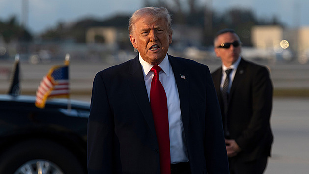 Kouzlo nechtěného. Trump Íráncům pomohl vybrat nového vůdce