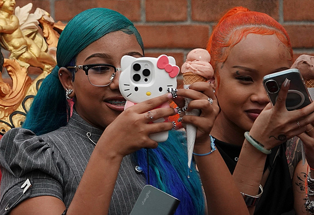 Ze slavných dcer jsou teenagerky. Co nosí North Westová nebo Blue Ivy?