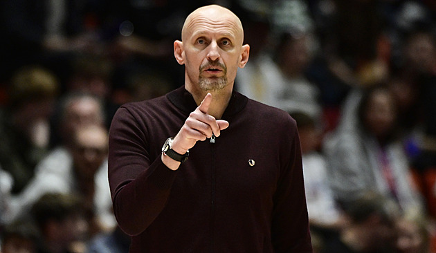 Rozhodčím jsem řekl, že nepískají rovinu, líčil upřímně Bartoň. Tým chtěl vybudit