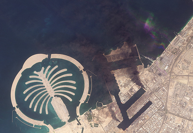 Pomoc jen sirotkům s fobií? Repatriační lety nebudou, vzkázali Rusům v Dubaji