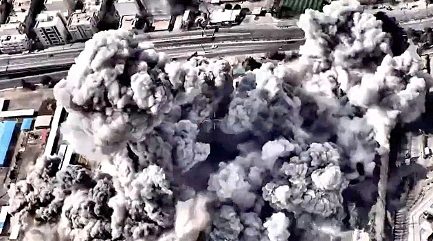 Chameneí Američanům nevěřil – a dobře věděl proč. Kdo bude jeho nástupce?