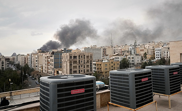 Americké útoky na Írán nepovedou k nekonečné válce, ujišťuje Hegseth