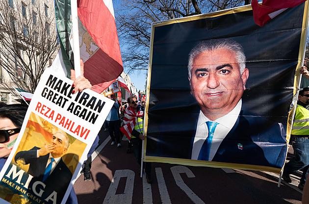 Pahlaví pochválil Trumpa za údery na Írán, nabídl plán pro novou reformu Íránu