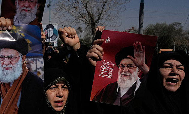 Nástupce Chameneího je určen. Íránští duchovní spěchají na převzetí moci