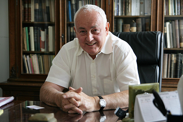 Zemřel profesor právních dějin Karel Malý, bývalý rektor Univerzity Karlovy