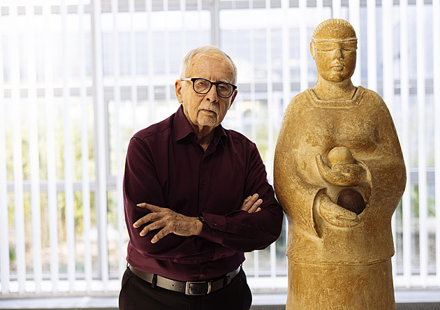 Menšiny chtějí více práv, než mají ostatní. Společnosti to neprospívá, míní Křeček