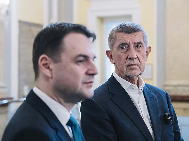 Systém Drozd funguje, ale je zastaralý. Babiš je dobrý mikromanažer, řekl Macinka