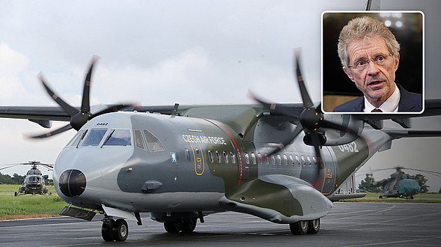 „Milionové výlety.“ Babiš vysvětlil, proč nedal Vystrčilovi letoun na Tchaj-wan