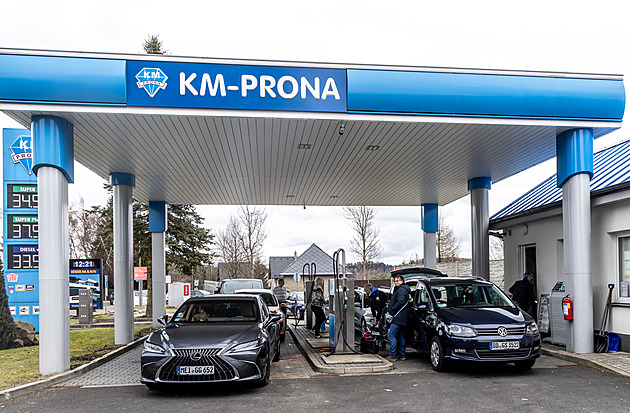 Marže čerpadlářů míří pod drobnohled. Stát opět požaduje denní reporting cen