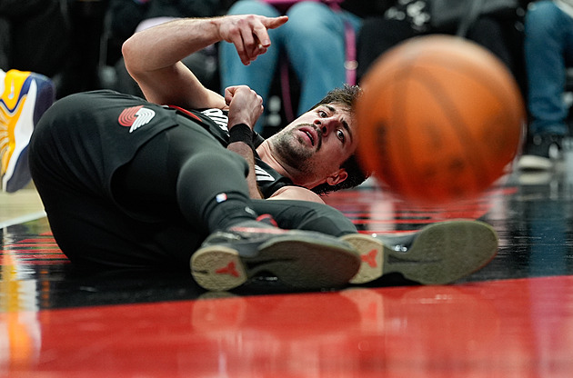 Krejčí marně hledal rytmus z trojky, Portland ale při návratu opory vyhrál