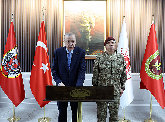 Raketa vyslaná na Turecko? To my ne, dušují se Íránci. Erdogana naštvat nechtějí