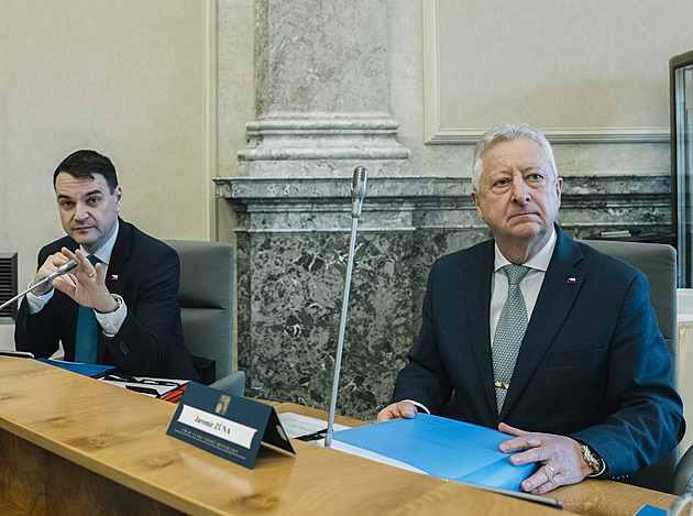 Podpora armády v Česku roste. Nejméně jí věří voliči vládní strany, ukazuje průzkum Podpora armády v Česku roste. Nejméně jí věří voliči vládní strany, ukazuje průzkum