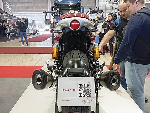 Světová premiéra v Brně: nová litrová Jawa za 1,5 milionu, bude jich jen 15