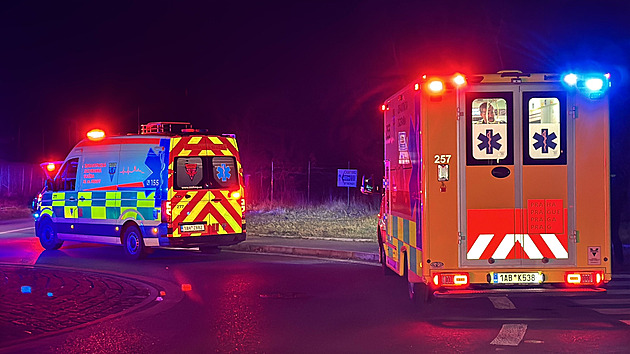 Konflikt bezdomovců vyústil ve fyzické napadení, jeden je v umělém spánku