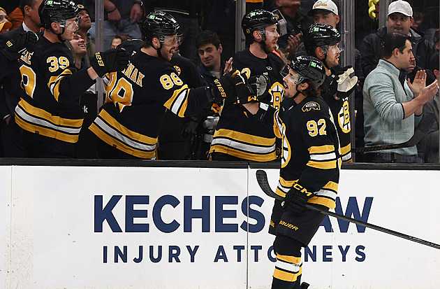 Vzhůru na nákupy! Boston věří v lepší časy, Pastrňák volá po posilách: Zasloužíme si je