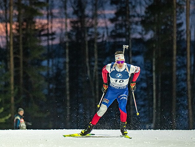 Mikul� Karl�k b�� vytrvalostn� z�vod v Kontiolahti.