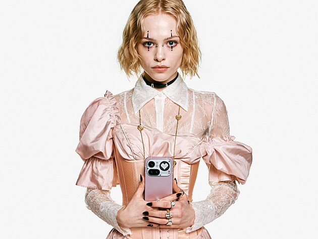 Nothing Phone (4a) Pro