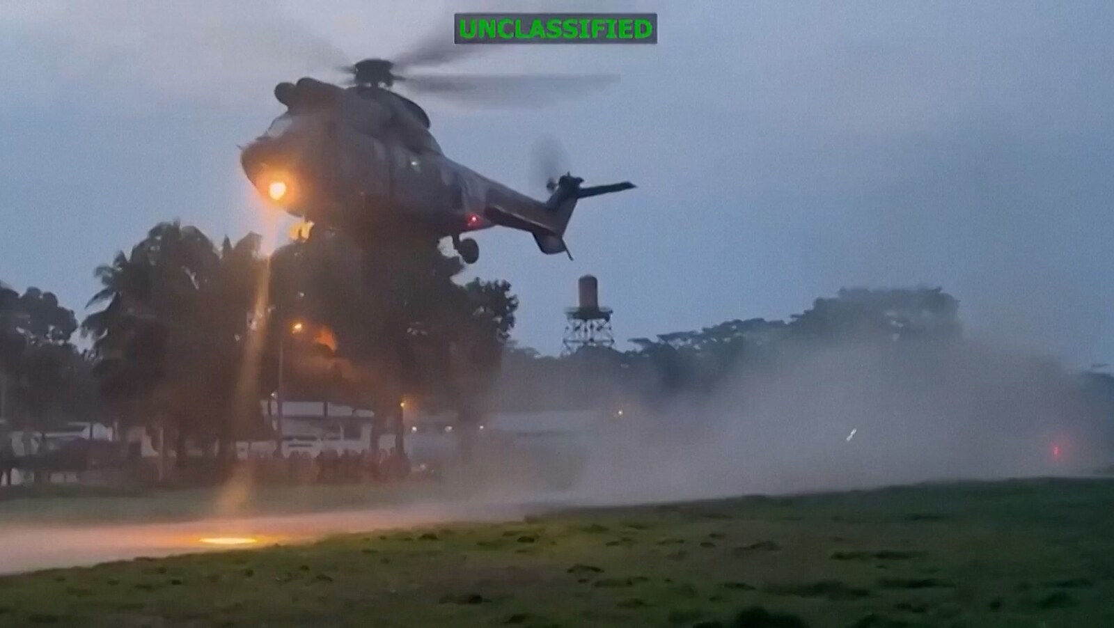 Jen několik dní po zahájení války s Íránem spustil Trump vojenskou akci v další zemi