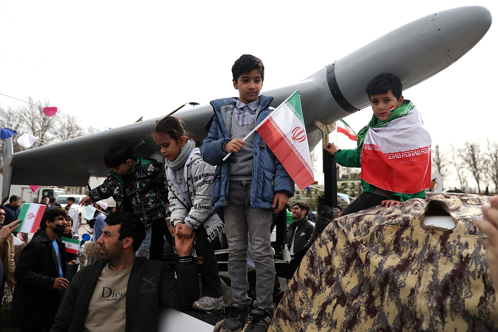 Rusko chce udržet Írán bojeschopný, začalo mu posílat vylepšené drony