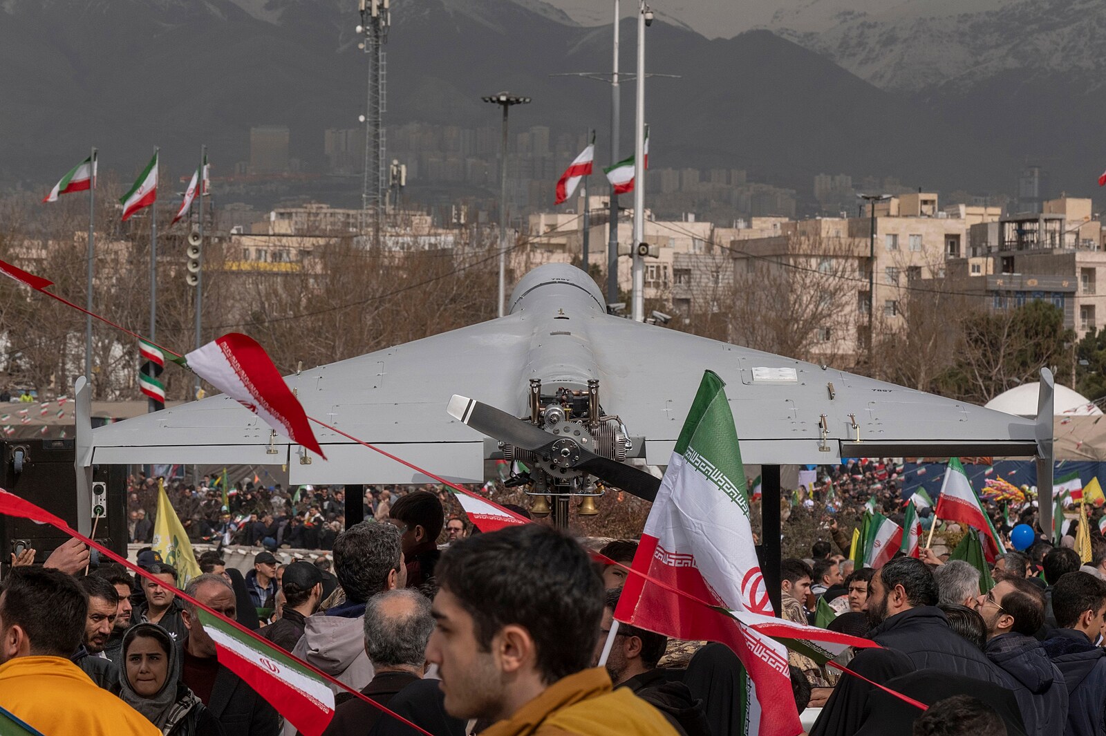 Američané potřebují pomoc proti íránským dronům, prosí Kyjev. Ten chce Patrioty