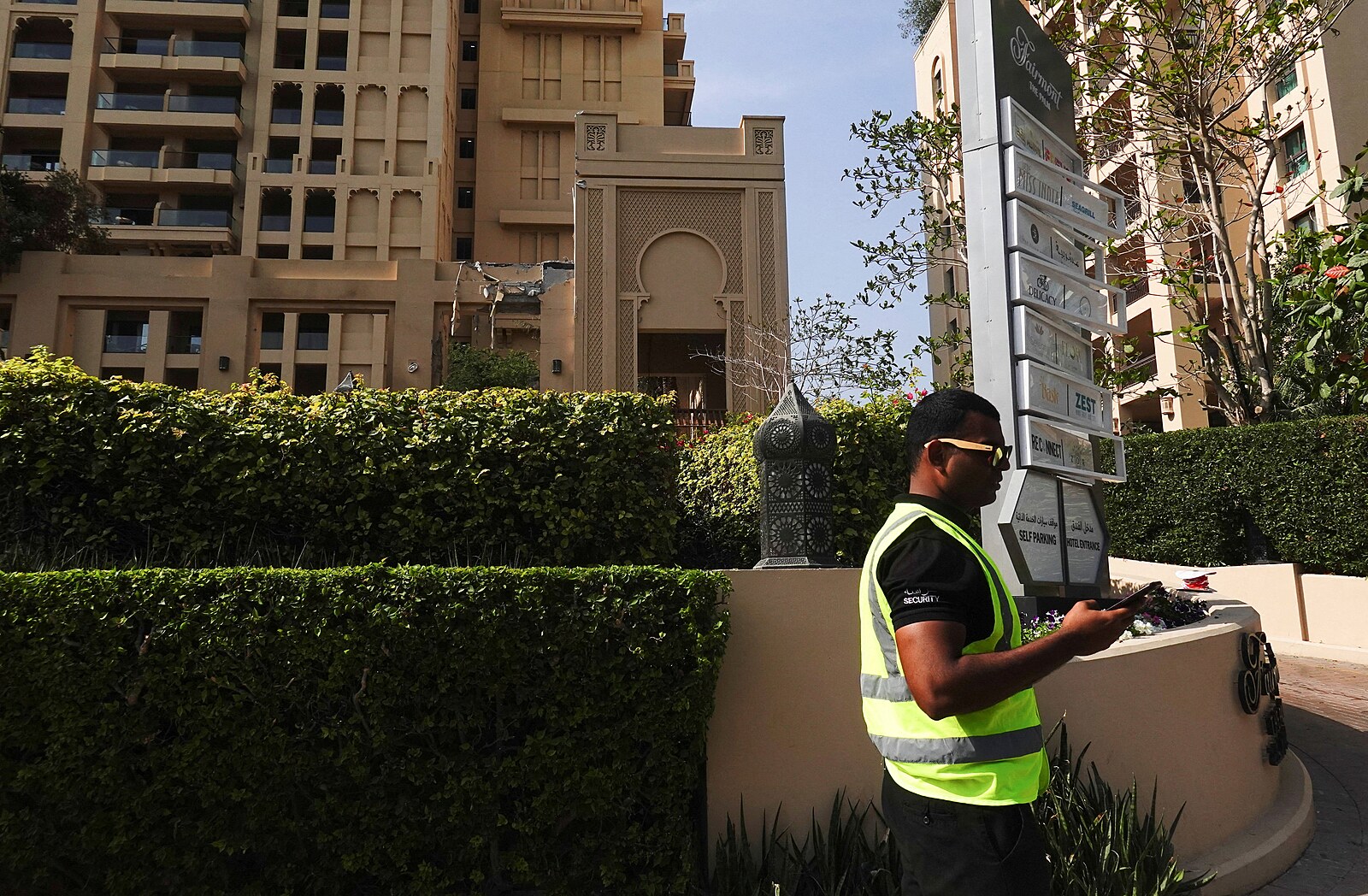 Seděli jsme na terase a náhle prosvištěl Šáhed, popsali íránský útok Češi v Dubaji