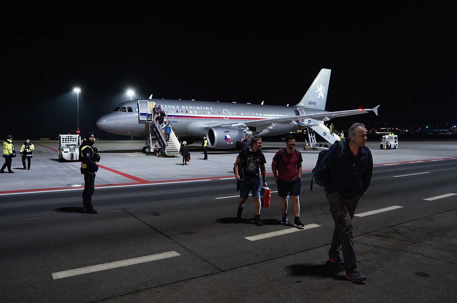 Repatriačními lety se do Česka vrátilo už 1500 lidí, tři tisícovky tam stále jsou