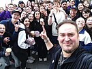 Mladí zákazníci kultovního obchodu mají jasnou odpov�� na otázku, zda má...
