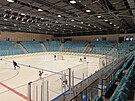 Na led� Zimního stadionu m�sta T�ebí�e KHNP Arény u� trénují mláde�nici Horácké...