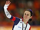 Martina Sáblíková zdraví diváky po svém posledním závod� kariéry na mistrovství...