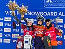 Nejlep�í trojice závodnic slalomu Sv�tového poháru snowboardistek ve...