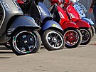 8. Cryovespa � tradi�ní jízda otu�ilc� aneb neoficiální zahájení pra�ské vespa...