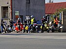8. Cryovespa � tradi�ní jízda otu�ilc� aneb neoficiální zahájení pra�ské vespa...