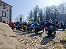 8. Cryovespa � tradi�ní jízda otu�ilc� aneb neoficiální zahájení pra�ské vespa...