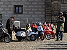 8. Cryovespa � tradi�ní jízda otu�ilc� aneb neoficiální zahájení pra�ské vespa...