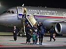 �e�i uvázlí v Jordánsku se vrátili vojenským speciálem do Prahy. (3. b�ezna...