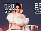 Rosalia na udílení BRIT Awards v Manchesteru (28. února 2026)