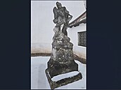 Krava�ská barokní socha archand�la Michaela