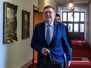 První zasedání kabinetu po vládních prázdninách. (20. srpna 2025)