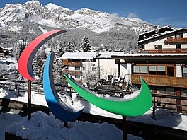 Symbol paralympijských her v Cortin� d�Ampezzo.
