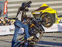 Na brn�nském výstavi�ti se koná do ned�le veletrh motocyklist� a �ty�kolek...