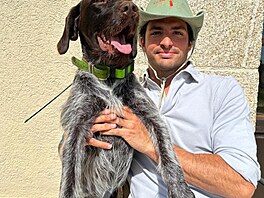 Carlos Sainz a jeho pes Pi�on