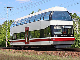 Doppelstock-Schienenbus Baureihe 670