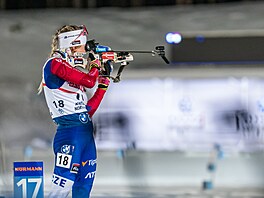 Tereza Voborníková na st�elb� vestoje p�i vytrvalostním závod� v Kontiolahti.