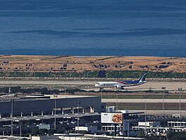 Letadlo libanonské spole�nosti Middle East Airlines (MEA) na leti�tní plo�e...