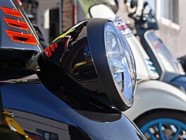 8. Cryovespa � tradi�ní jízda otu�ilc� aneb neoficiální zahájení pra�ské vespa...
